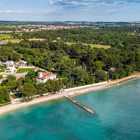 Sunny - 2min From The Beach * Fažana